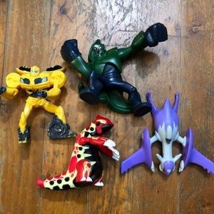 Assorted fast food toy lot